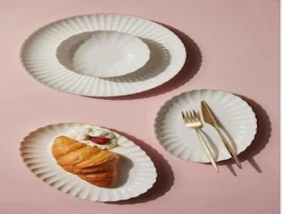 Kutahya Porselen Bone Luz Form 52 Parca 12 Kisilik Yemek Takimi - Kullanıcı yorumları